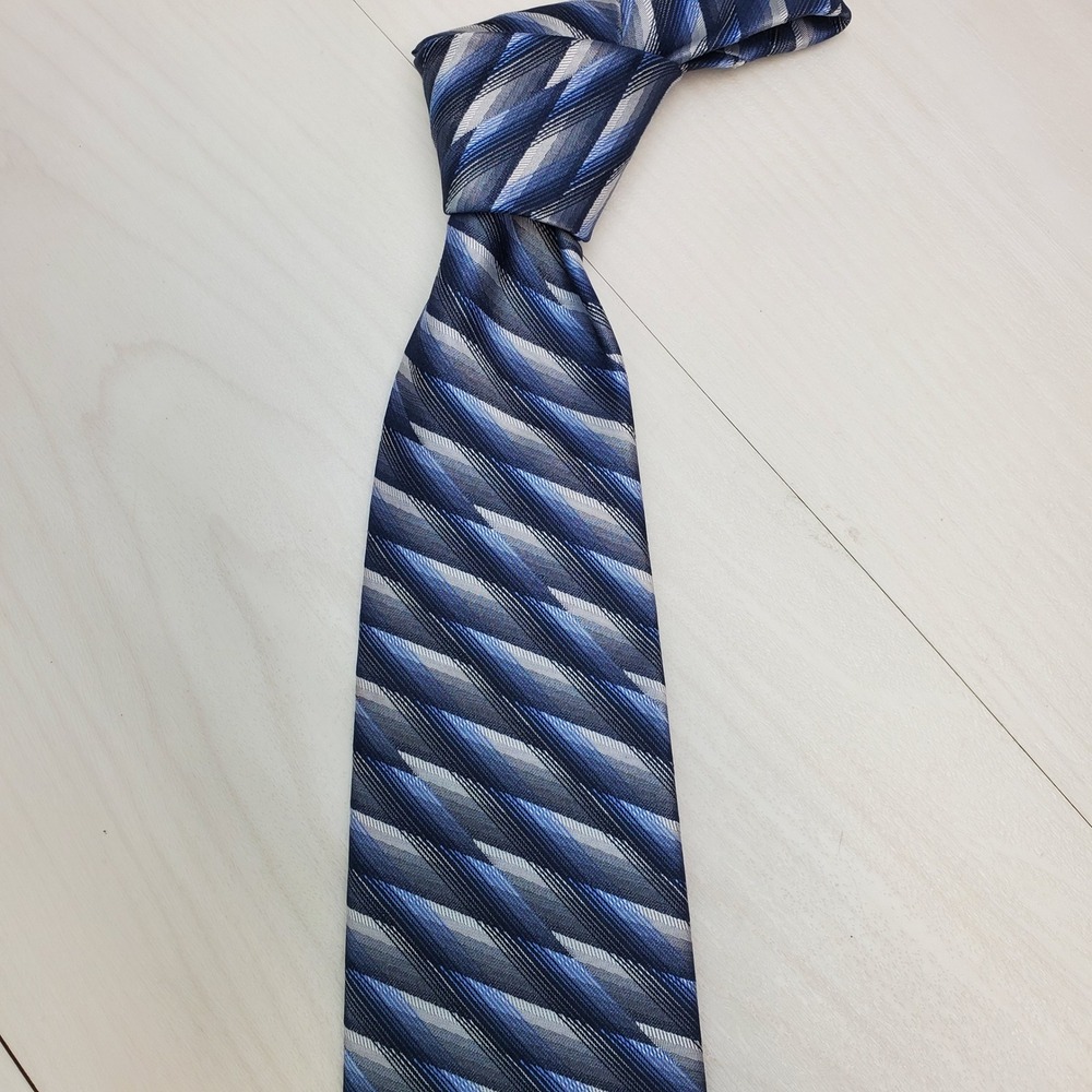 Gianfranco Ruffini Mens Silk Tie Blue Silver Diagonal Stripe Geometric WPL 2831